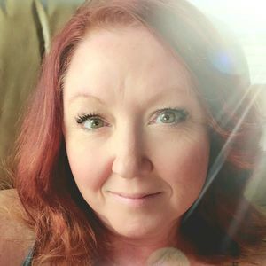 Meet your Posher, Connie